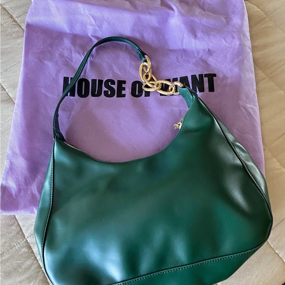 House of Want Hunter green colored shoulder bag with half gold chain links - Picture 3 of 7